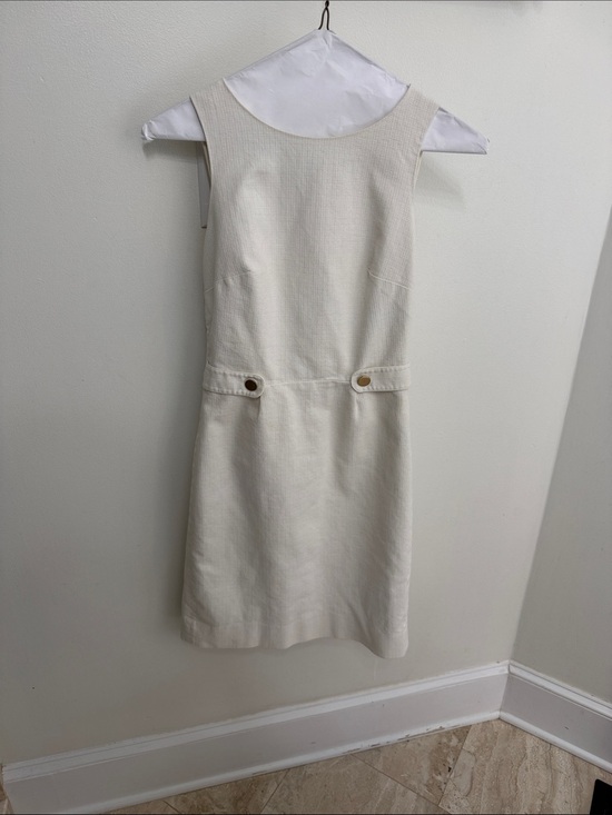J. Crew Dresses & Skirts - J. Crew Cream Sleeveless Shift Dress